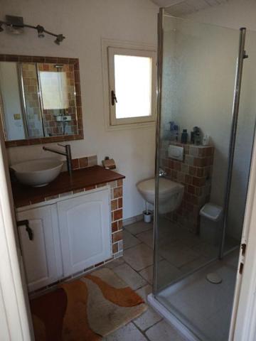 Villa avec appartement indépendant, piscine et garage - SOLLIES-TOUCAS