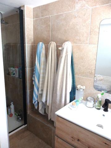 Villa avec appartement indépendant, piscine et garage - SOLLIES-TOUCAS