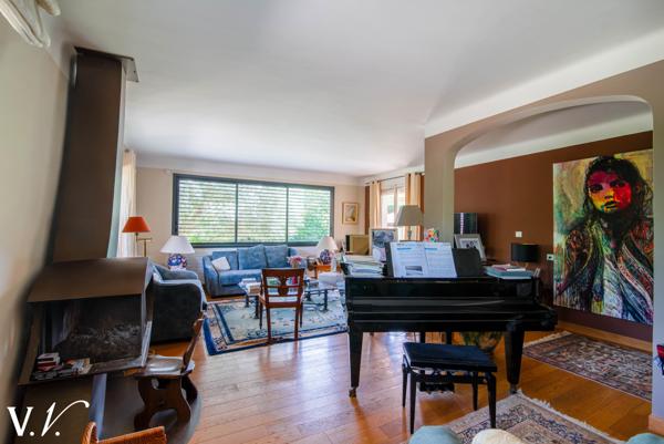 Maison contemportaine de 450m² à Saint-Jean