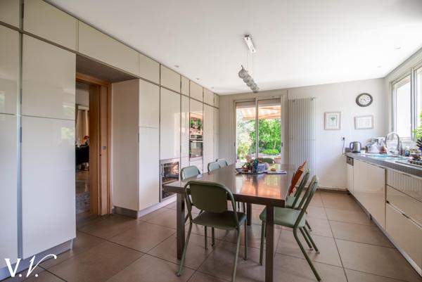 Maison contemportaine de 450m² à Saint-Jean