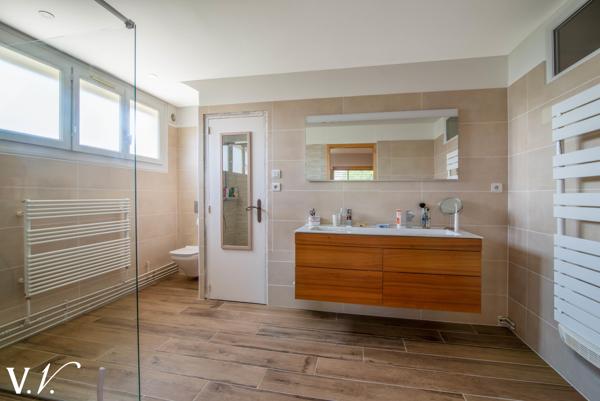 Maison contemportaine de 450m² à Saint-Jean