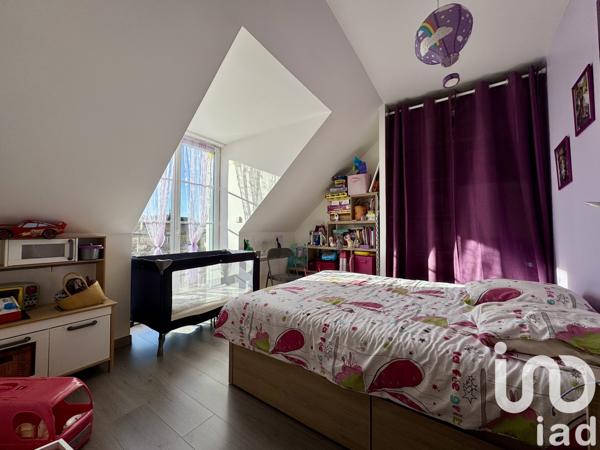 Appartement à vendre 7 pièces 120 m² Saint-Fargeau-Ponthierry