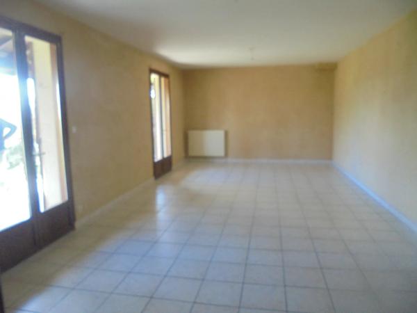 Immobilier Neuvic (24190) – Maison 180m2 – 193 500 €