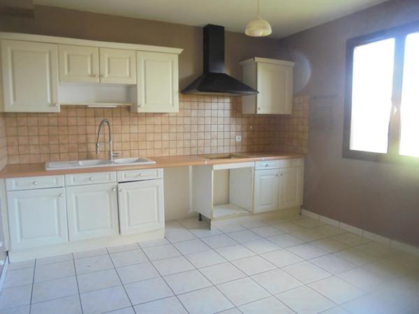 Immobilier Neuvic (24190) – Maison 180m2 – 193 500 €