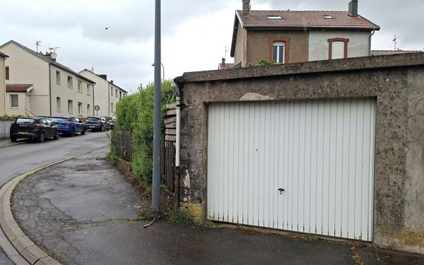 Stationnement à vendre