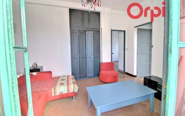 Appartement à vendre    2 pièces • 54,30 m2 Marseille 2