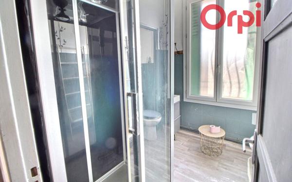 Appartement à vendre    2 pièces • 54,30 m2 Marseille 2