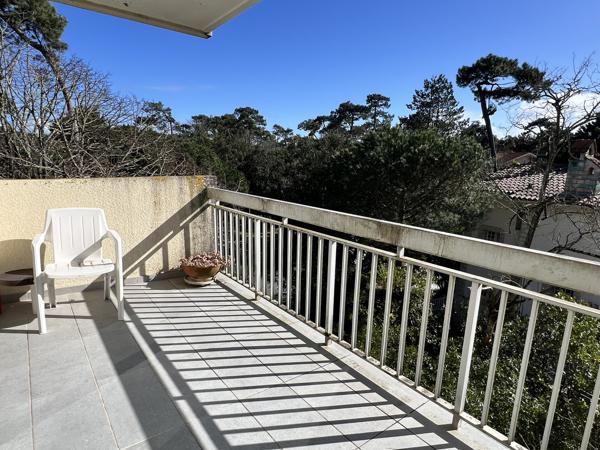 ROYAN - QUARTIER DU PARC - BEL APPARTEMENT T4 - 2 TERRASSES - GARAGE - PARKING - CAVE