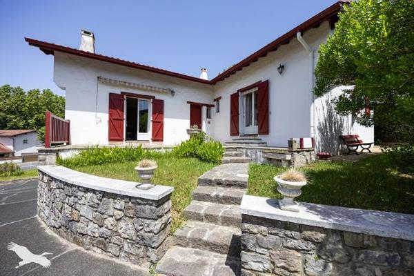 Maison 600 000 € Bidart 4 p 100 m² DPE D