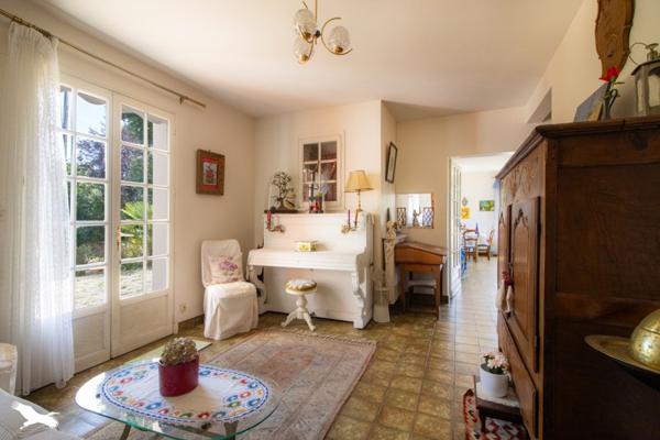 Maison à vendre 276 000 € Salies-de-Béarn 7 p 225 m² DPE E