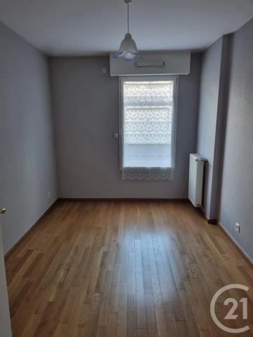 Appartement à vendre  4 pièces - 108,07 m 2   VANNES  - 56