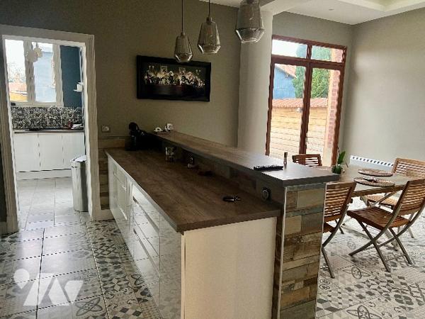 HAM CENTRE-VILLE, MAISON AVEC 5 CHAMBRES ET GARAGE