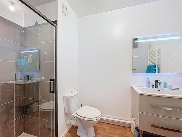 TOURS NORD - MONCONSEIL - Appartement T2 de 41.39 m2 en excellent état avec terrasse et place de parking