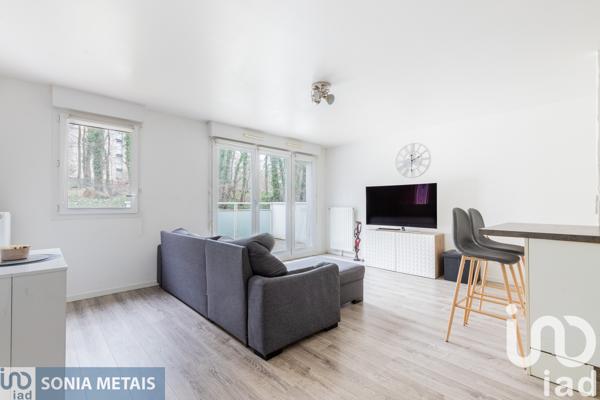 Appartement à vendre 3 pièces 61 m² Viry-Châtillon