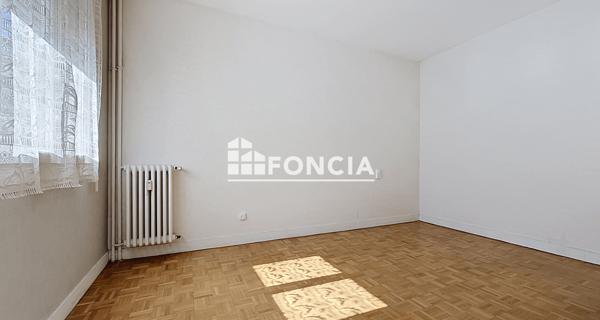 À vendre Appartement 4 pièces 72 m² - Flers 61100