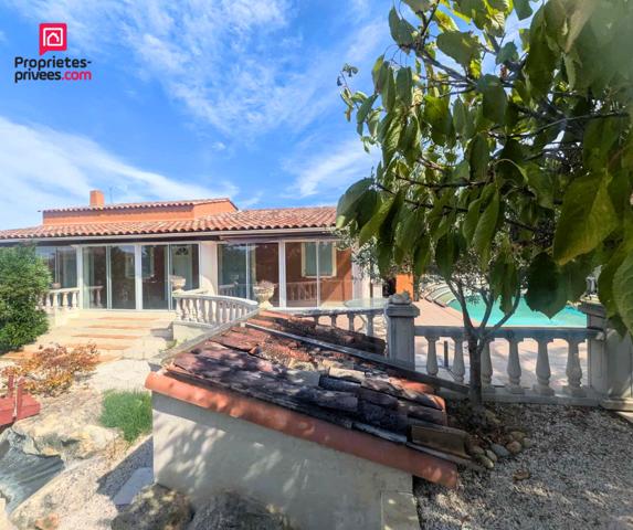 Maison de plain-pied avec possibilité de studio indépendant, piscine et terrain arboré