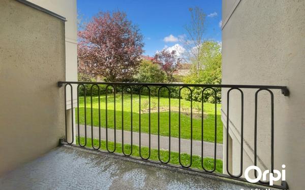 Appartement à vendre    1 pièce •  Pont-Sainte-Maxence