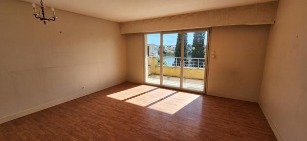 Appartement avec terrasse ? Hyper centre de Bergerac !