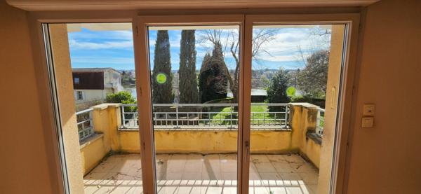 Appartement avec terrasse ? Hyper centre de Bergerac !