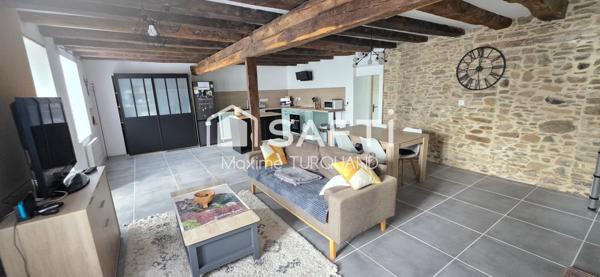 Longère rénovée, 126m², 4 chambres, atelier, 1670m² de terrain.