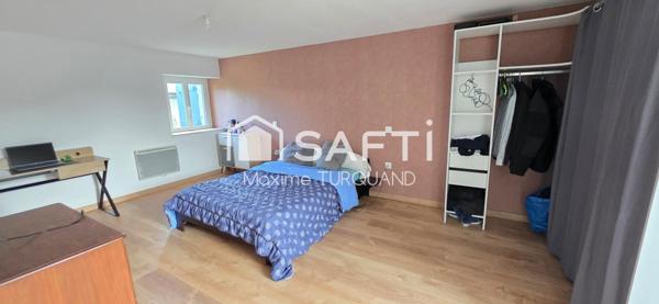 Longère rénovée, 126m², 4 chambres, atelier, 1670m² de terrain.