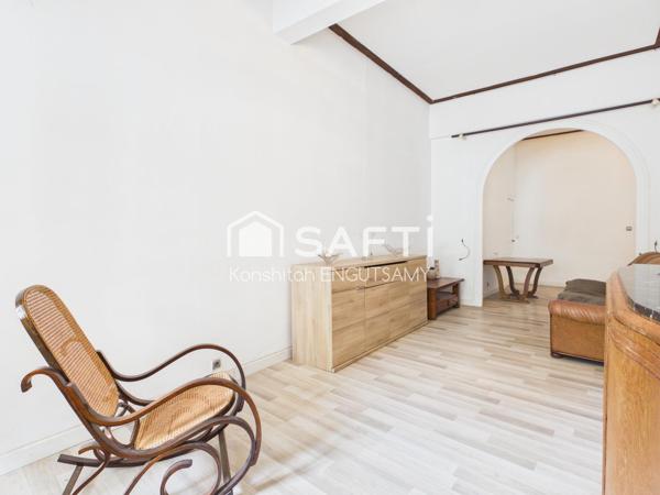 Maison de ville de 142m², 3 chambres et un garage de 47m²