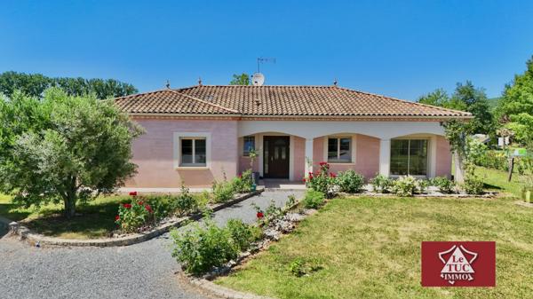 Maison contemporaine, 3 chambres avec garage et terrain Casseneuil (47440)
