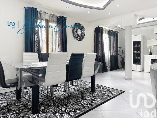 Maison à vendre 8 pièces 203 m² Sartrouville