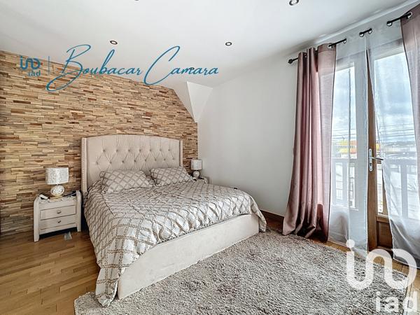 Maison à vendre 8 pièces 203 m² Sartrouville