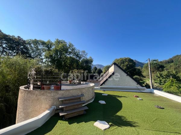 À vendre – Propriété d’exception de 472 m² habitables sur parc arboré de 5 000 m² – Lourdes