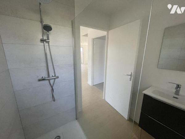 Maison contemporaine clé en main, au cœur de Saint-Avé.