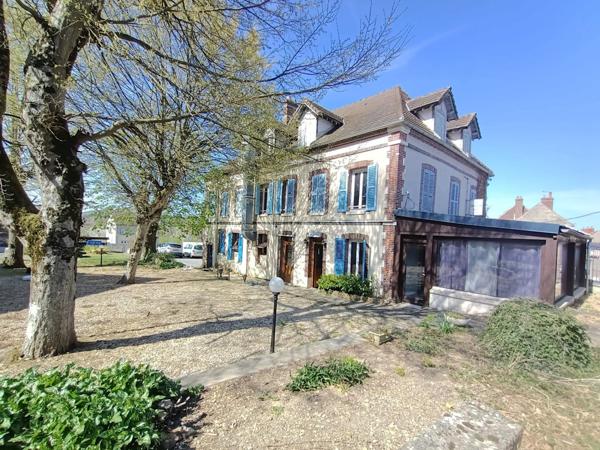 Immeuble à vendre VILLEVALLIER (89)
