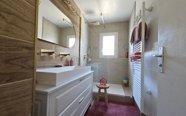 Maison à vendre    6 pièces • 115 m2 Saint-Étienne