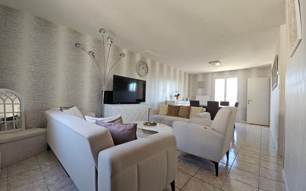 Maison à vendre    6 pièces • 115 m2 Saint-Étienne