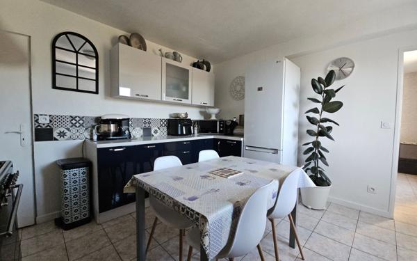 Maison à vendre    6 pièces • 115 m2 Saint-Étienne