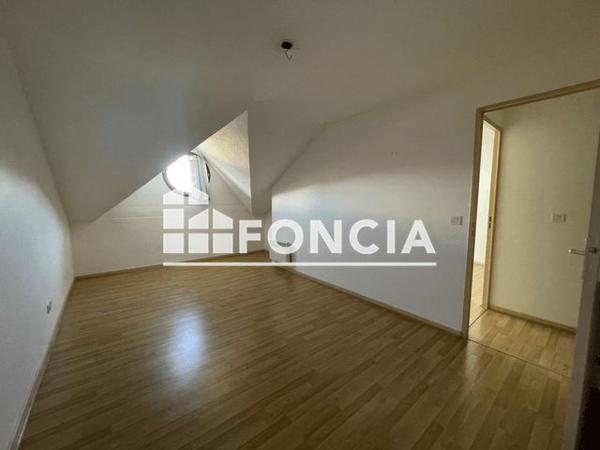 Location Appartement 3 pièces 75.35 m² - 8 RUE DES PERVENCHES Gap 05000