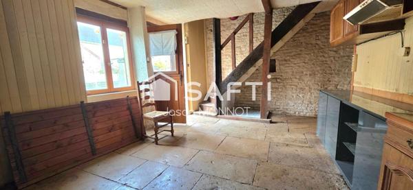 Maison ancienne en pierre à rénover – Laignes (21330)