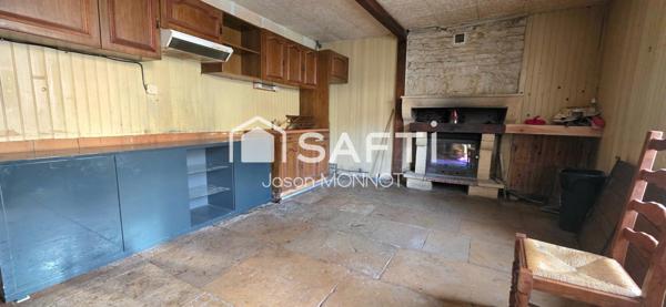 Maison ancienne en pierre à rénover – Laignes (21330)