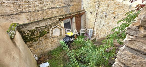 Maison ancienne en pierre à rénover – Laignes (21330)