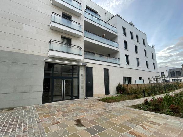 Appartement 2 pièces - SAINT MAUR-LA VARENNE