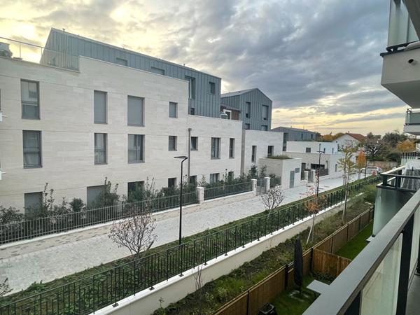 Appartement 2 pièces - SAINT MAUR-LA VARENNE