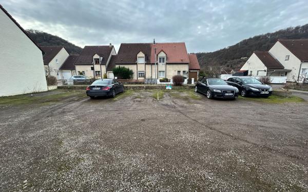 Stationnement à vendre    95 m2 Algrange
