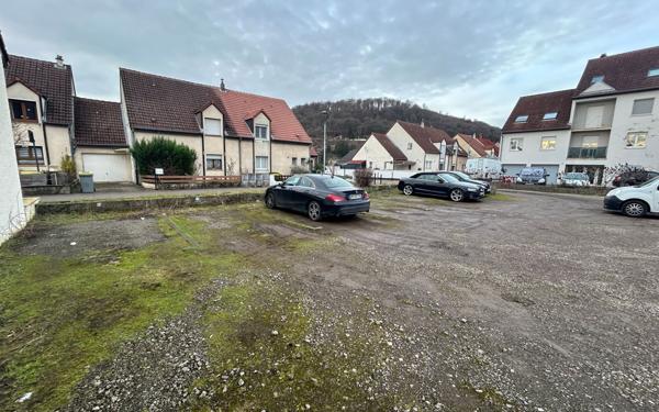 Stationnement à vendre    95 m2 Algrange