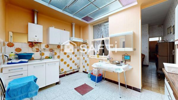 ROUBAIX – MAISON DES ANNÉES 30 – 4 CHAMBRES – UN BEAU POTENTIEL À RÉVÉLER !