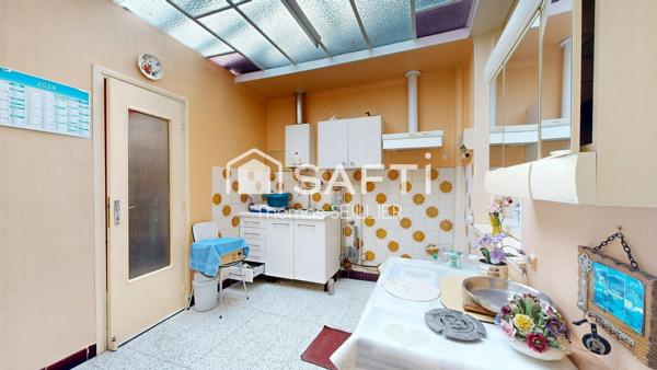 ROUBAIX – MAISON DES ANNÉES 30 – 4 CHAMBRES – UN BEAU POTENTIEL À RÉVÉLER !