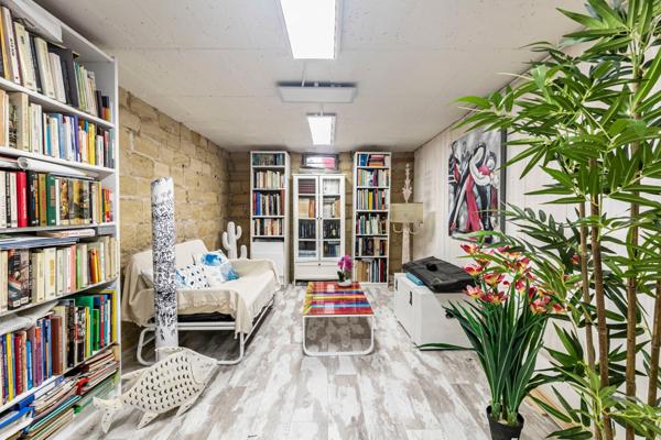 NANTERRE - QUARTIER DU VIEUX PONT  - MAISON 107 M² + STUDIO 27 M² - 4 CHAMBRES - TERRASSES - JARDIN - PARKING - STUDIO 27 M² -