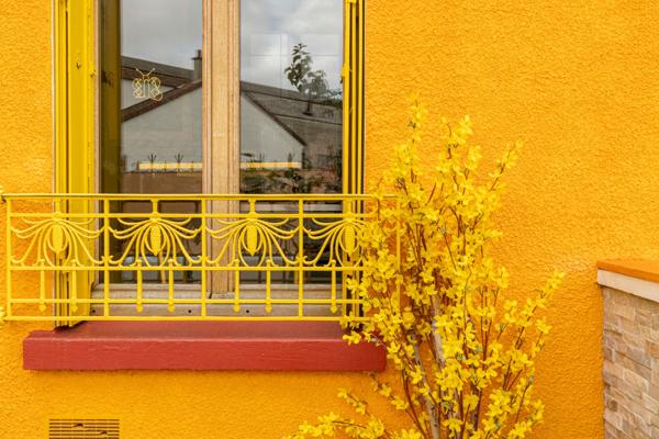 NANTERRE - QUARTIER DU VIEUX PONT  - MAISON 107 M² + STUDIO 27 M² - 4 CHAMBRES - TERRASSES - JARDIN - PARKING - STUDIO 27 M² -