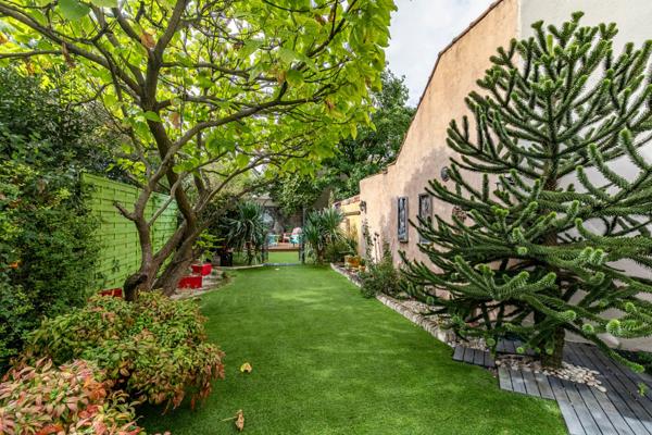 NANTERRE - QUARTIER DU VIEUX PONT  - MAISON 107 M² + STUDIO 27 M² - 4 CHAMBRES - TERRASSES - JARDIN - PARKING - STUDIO 27 M² -