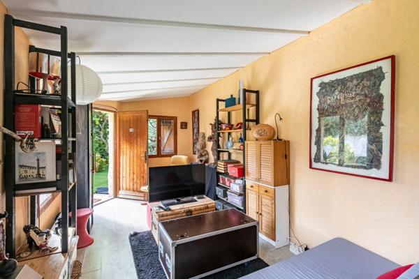 NANTERRE - QUARTIER DU VIEUX PONT  - MAISON 107 M² + STUDIO 27 M² - 4 CHAMBRES - TERRASSES - JARDIN - PARKING - STUDIO 27 M² -