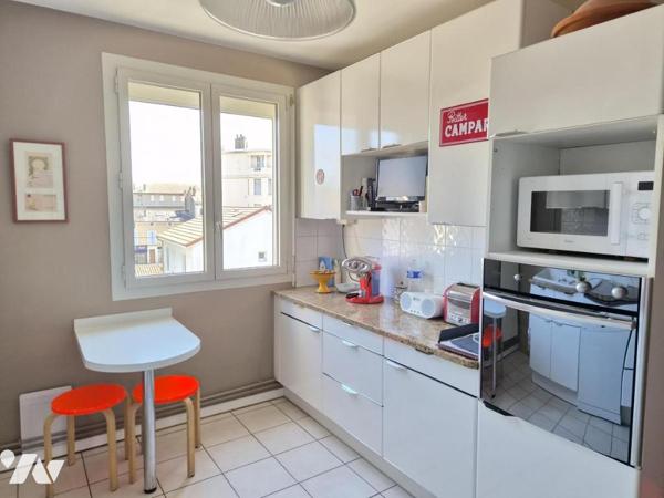 Appartement de 160m2 avec garage et cave 